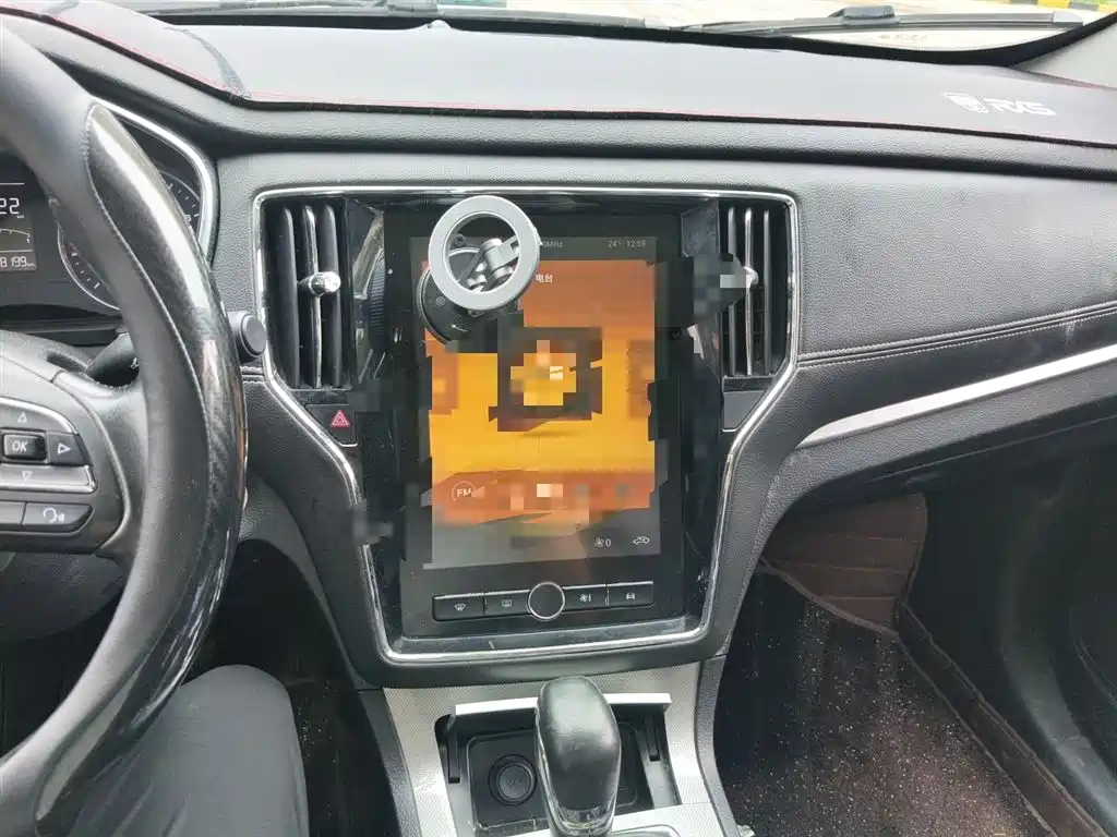 Roewe RX5 20 T Auto 4 G Connected Million
