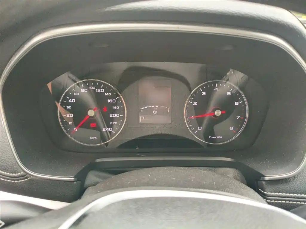Roewe RX5 20 T Auto 4 G Connected Million