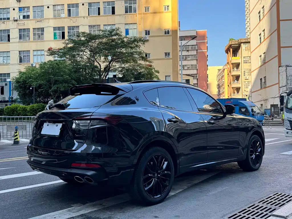 Levante 3.0 T Modena
