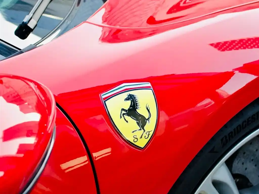 Ferrari 296 3.0 T V6 GTB