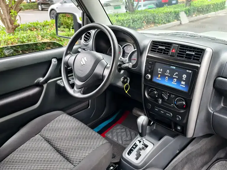 Suzuki Jimny (Import) 1.3 AT JLX Navigation