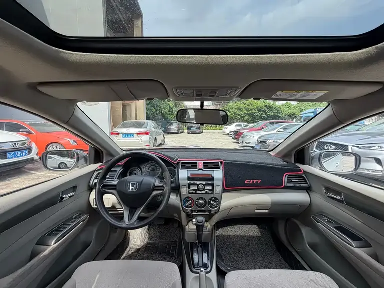 Honda City Classic Style 1.5 L Auto Elite