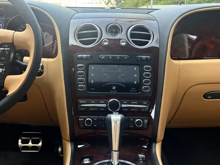 Bentley Flying Spur 6.0 T Standard