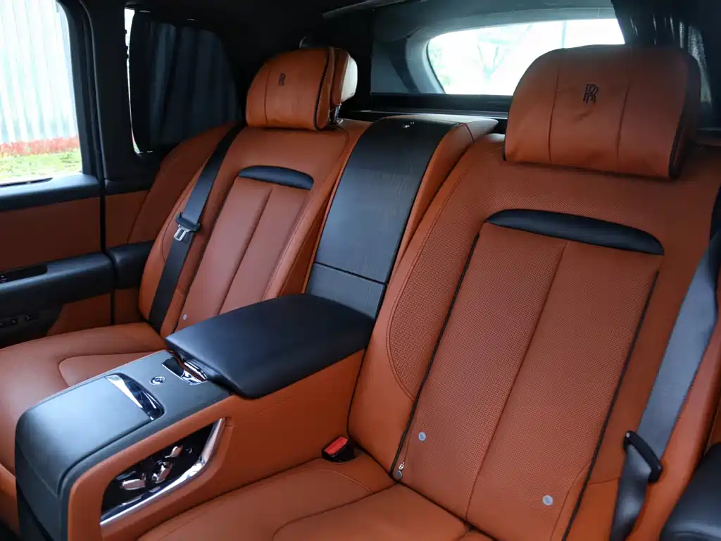 Cullinan 4-seat