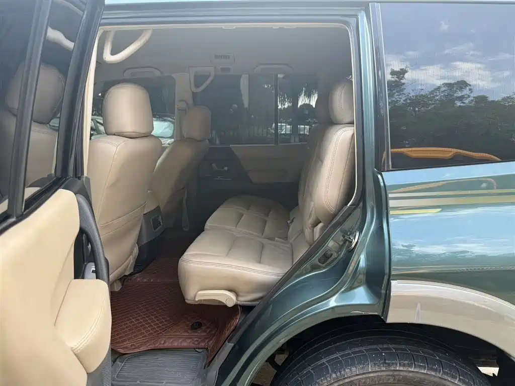 Pajero V73 3.0 L GLS NAVI