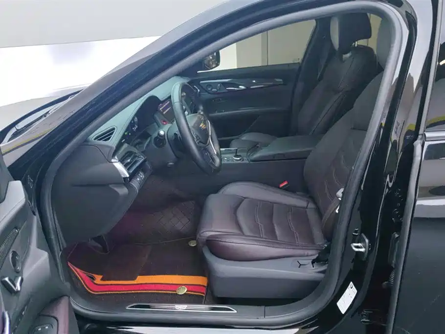 Cadillac CT6 28 T Distinguished