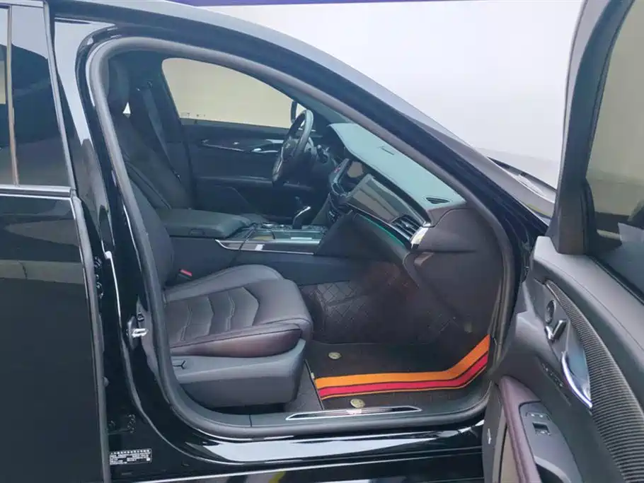 Cadillac CT6 28 T Distinguished
