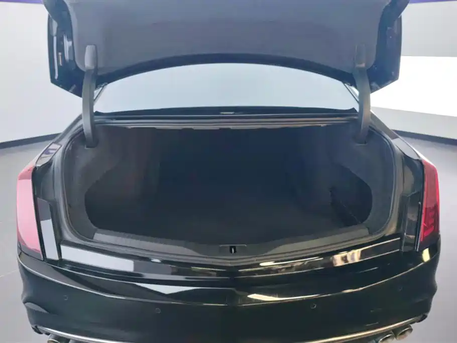 Cadillac CT6 28 T Distinguished