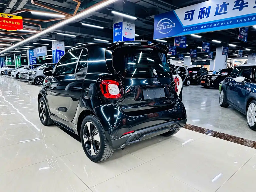 smart fortwo 1.0 L 52 kW Hardtop Passion CN-V