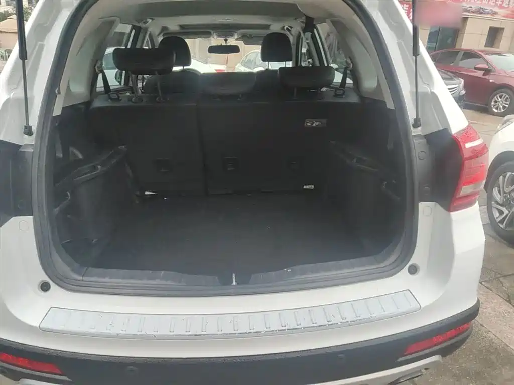 Haval H6 Red Label Sport 1.5 T Manual 2 WD Elite