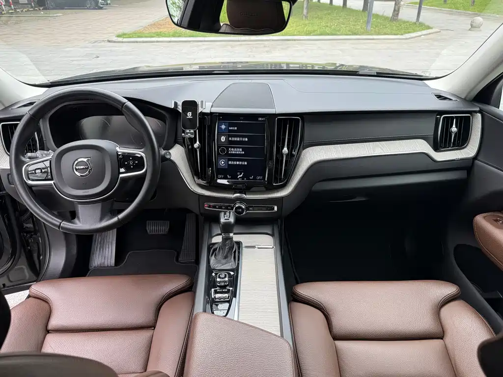 Volvo XC60 T5 4 WD Smart Vision Luxury