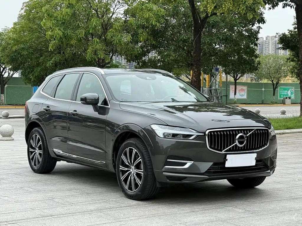 Volvo XC60 T5 4 WD Smart Vision Luxury