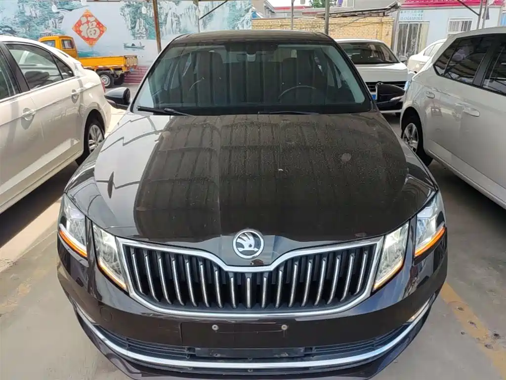 Octavia TSI280 DSG Luxury