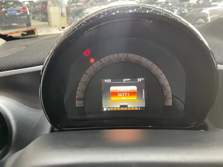 smart forfour 0.9 T 66 kW Beloved Special Edition
