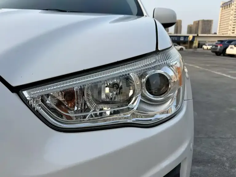 Mitsubishi ASX 2.0 L CVT 2 WD Elite