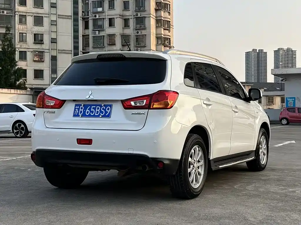 ASX 2.0 L CVT 2 WD Elite