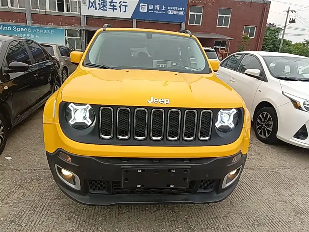 Renegade Connected Large Screen 180 T Auto High Energy