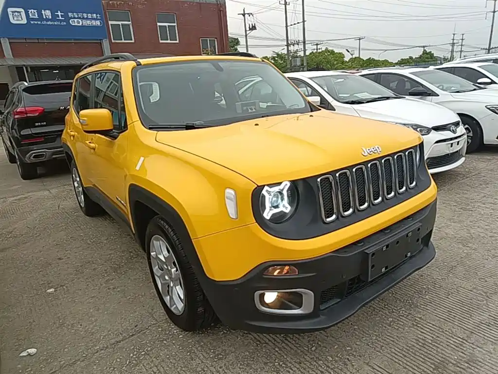 Renegade Connected Large Screen 180 T Auto High Energy