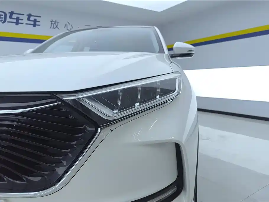 Changan Oshan X7 1.5 T Auto Luxury