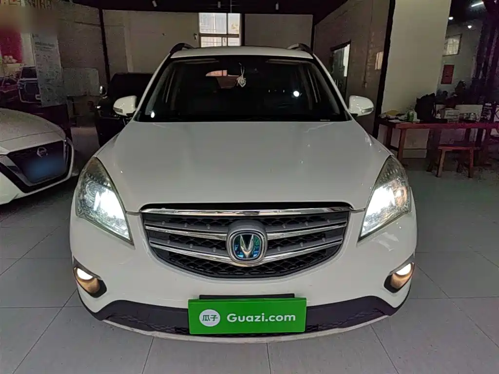 Changan CS35 1.6 L Auto Luxury CN-IV