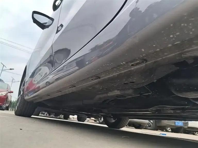 Roewe i5 1.5 L CVT Honored