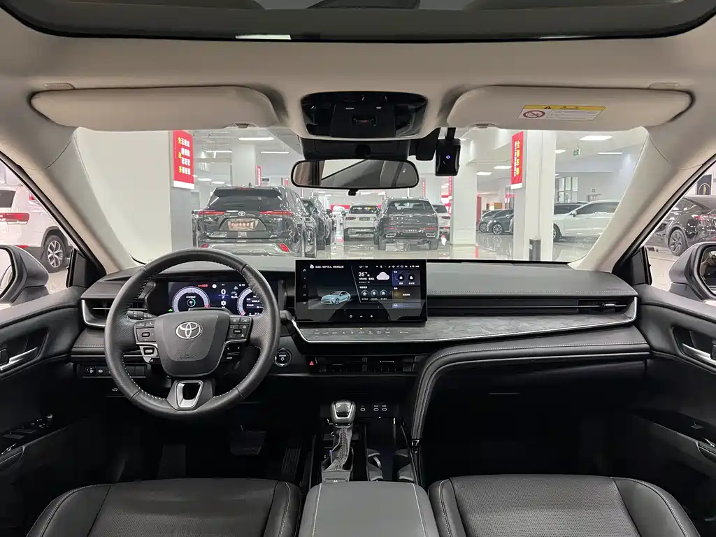 Camry Dual Engine 2.0 HG Distinguished