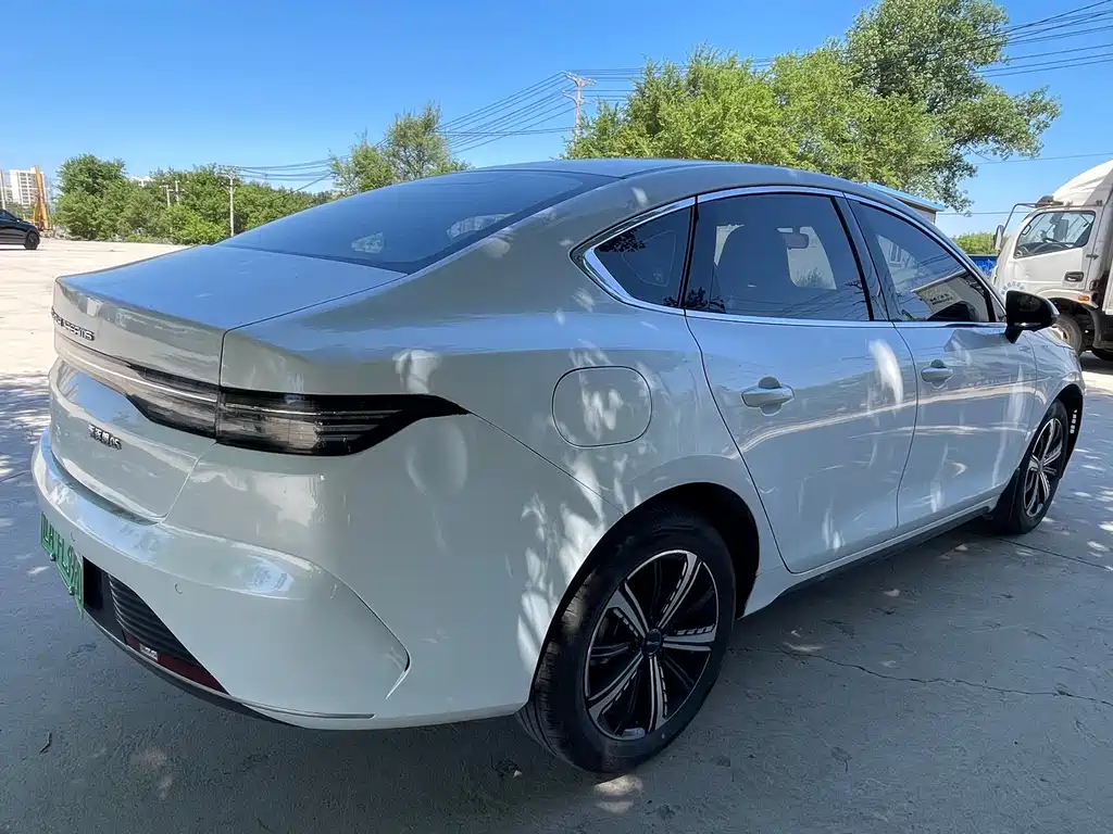 Destroyer 05 Glory DM-i 120 KM Luxury