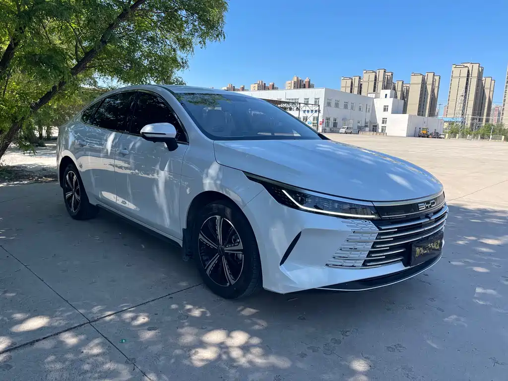 Destroyer 05 Glory DM-i 120 KM Luxury