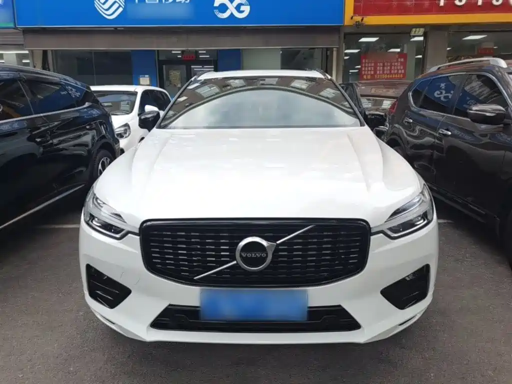 Volvo XC60 T5 4 WD Smart Ease Sport