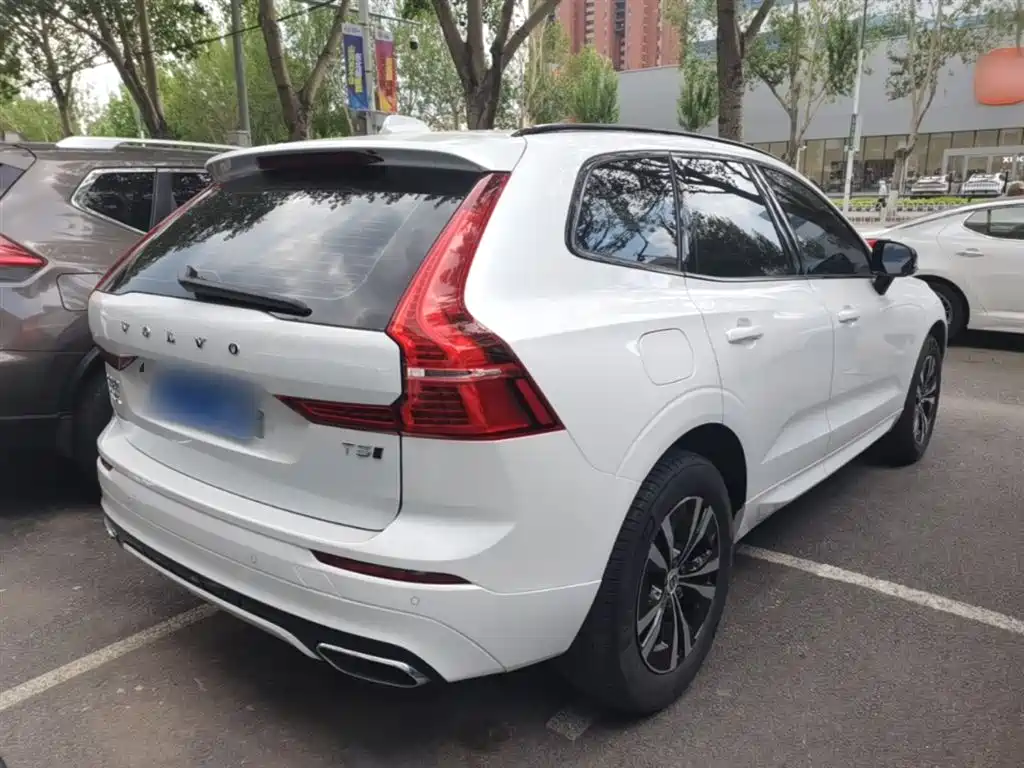 Volvo XC60 T5 4 WD Smart Ease Sport