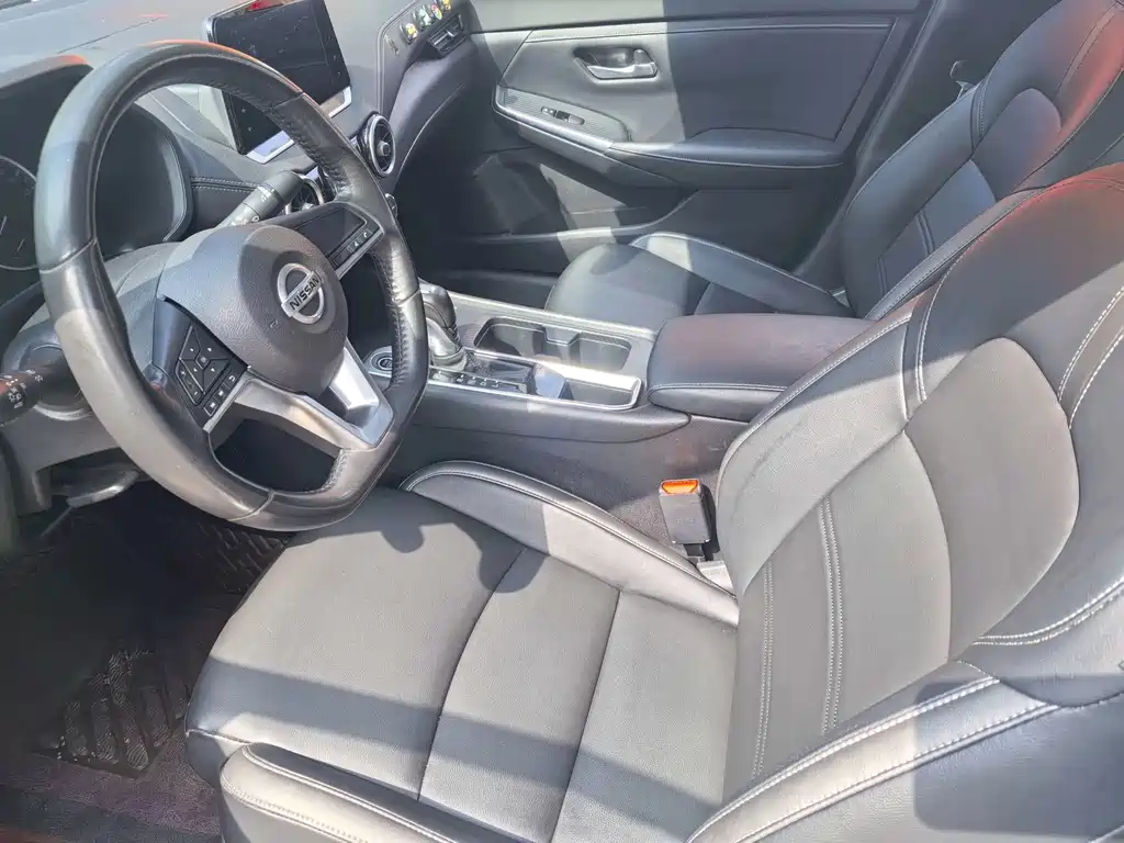 Sylphy Facelift 1.6 L XL CVT Joy