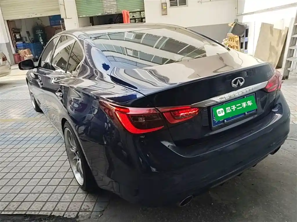 Infiniti Q50 L 2.0 T Progressive Enjoyment CN-VI