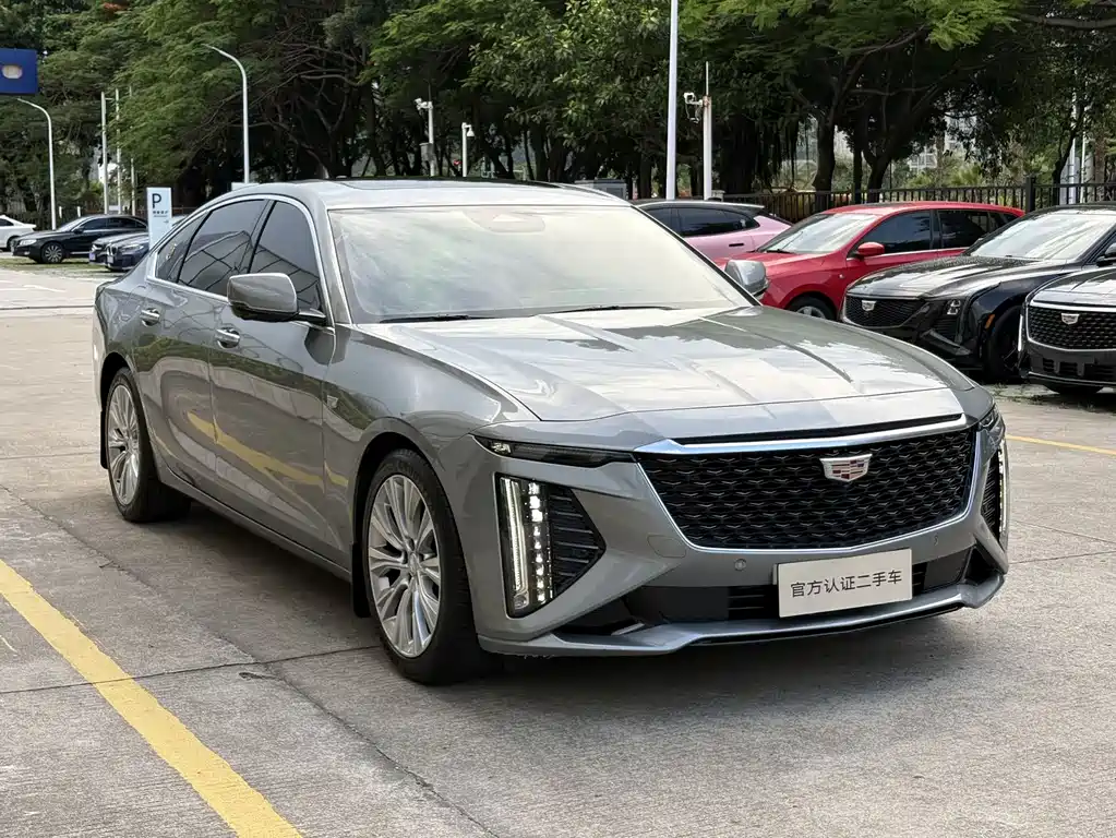 Cadillac CT6 28 T Distinguished