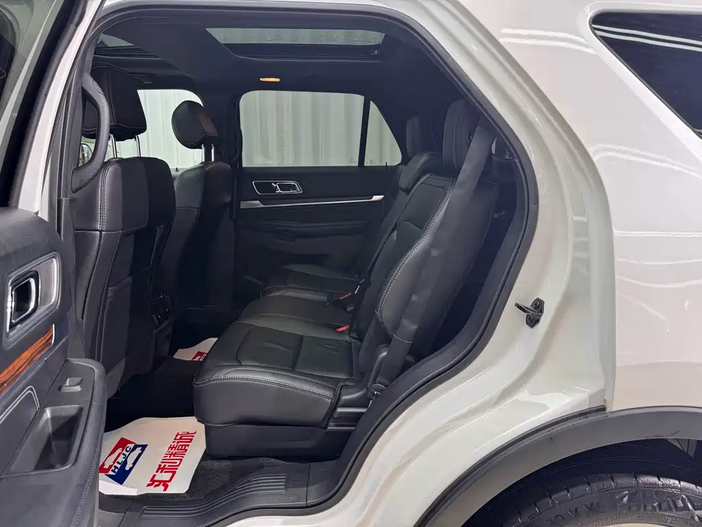 Explorer (Import) 3.5 T Elite