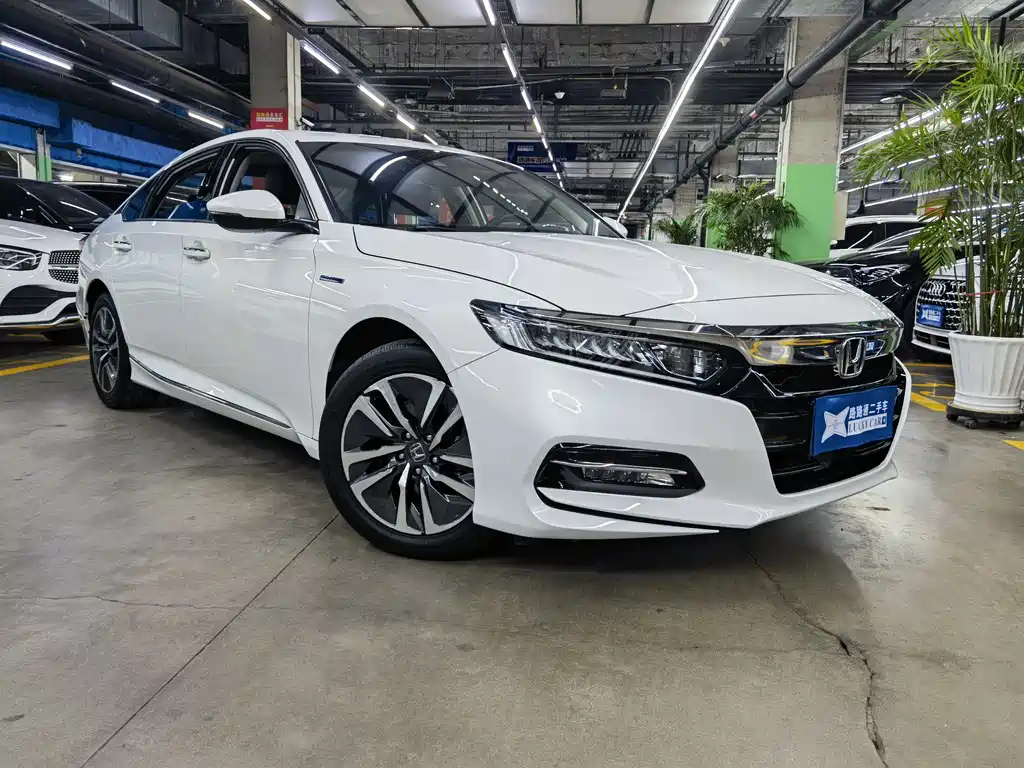 Accord Sharp· Hybrid 2.0 L Sharp Leading CN-VI