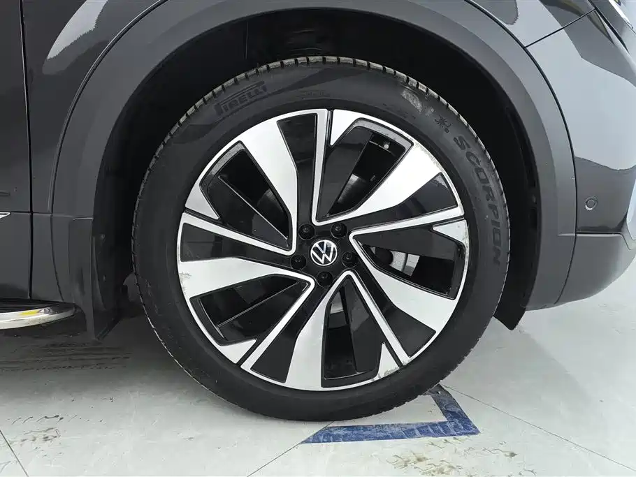 Talagon 380 TSI 4 WD Luxury Premium Realm Pro 6-seat