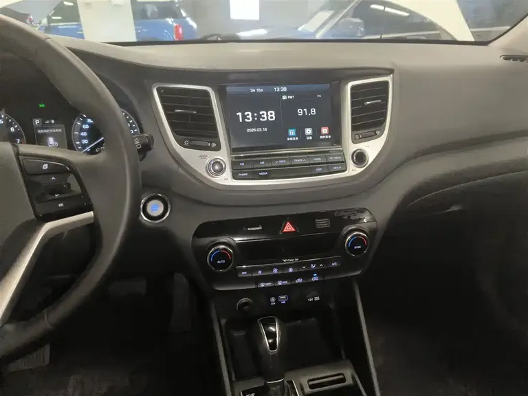 Hyundai Tucson 1.6 T DCT 2 WD 15 Anniversary Special Edition