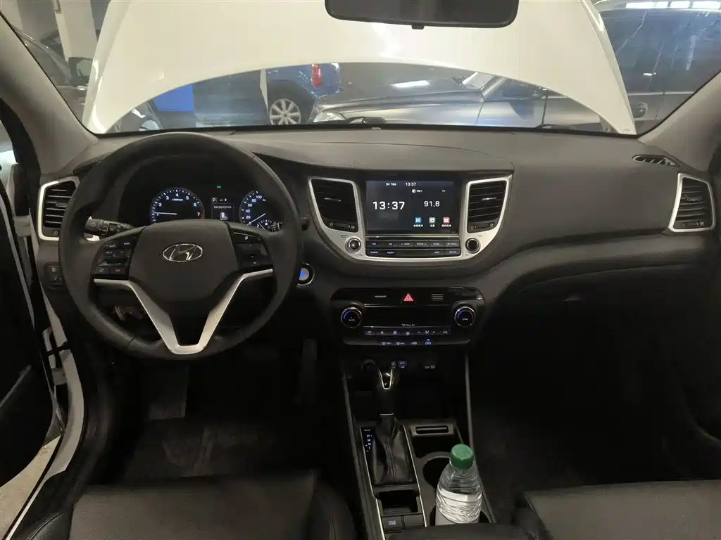Tucson 1.6 T DCT 2 WD 15 Anniversary Special Edition