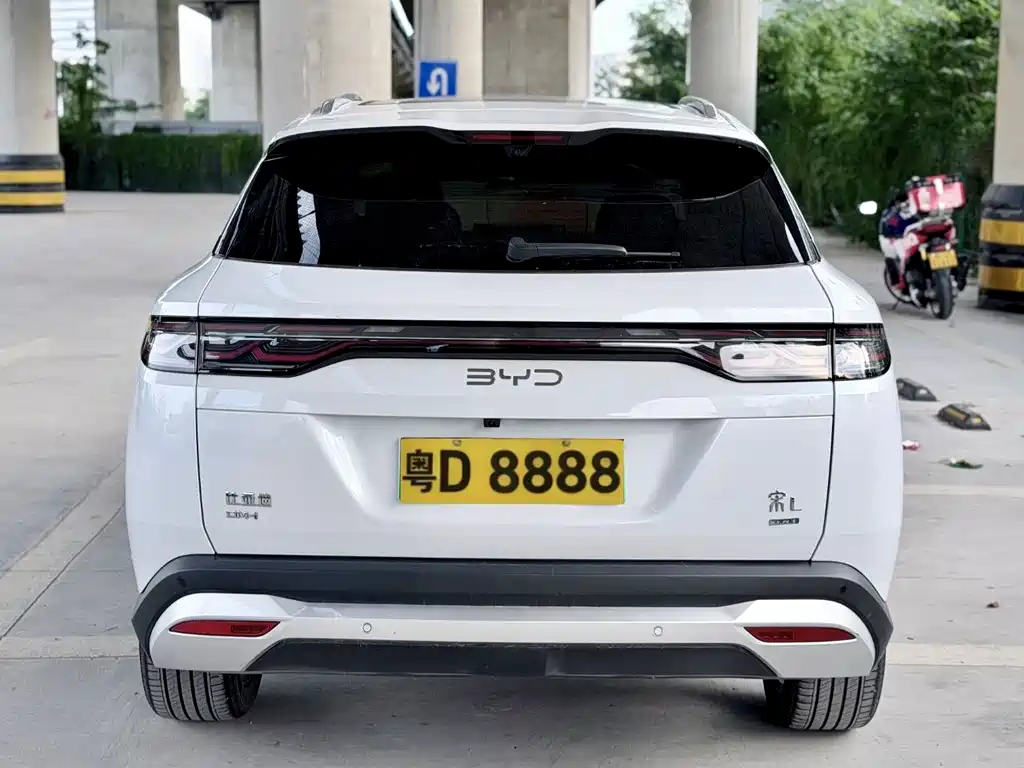 Song L DM-i Smart Drive 112 km Transcend