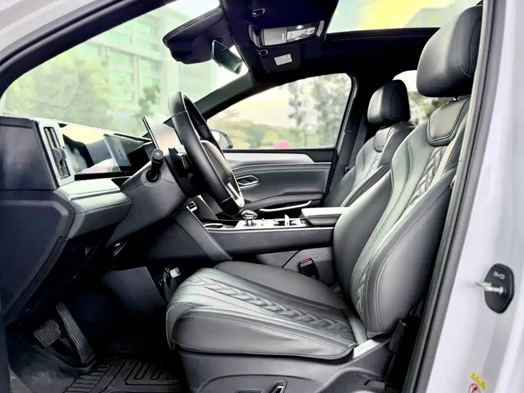 Song L DM-i Smart Drive 112 km Transcend