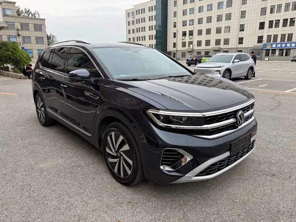 Talagon 380 TSI 4 WD Luxury Premium Realm Pro 7-seat
