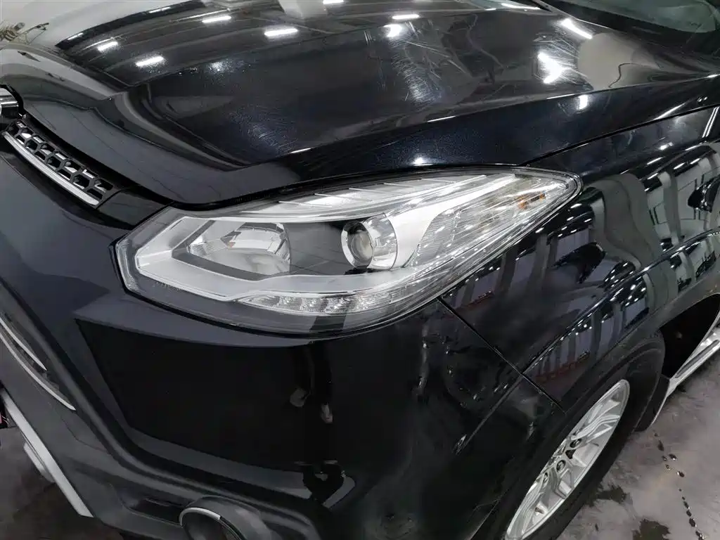 Yusheng S350 2.0 T Auto 4 WD Gasoline Luxury Sunroof7-seat