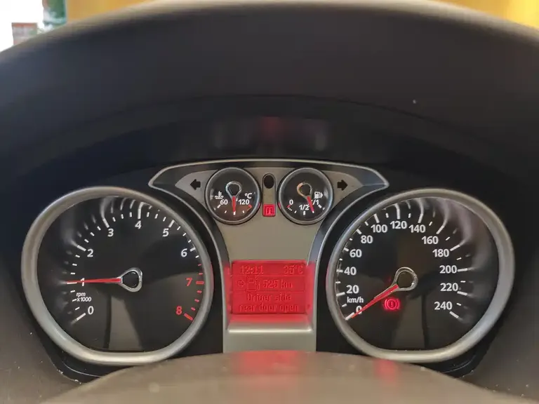 Ford Focus Sedan Classic 1.8 L Manual Fashion