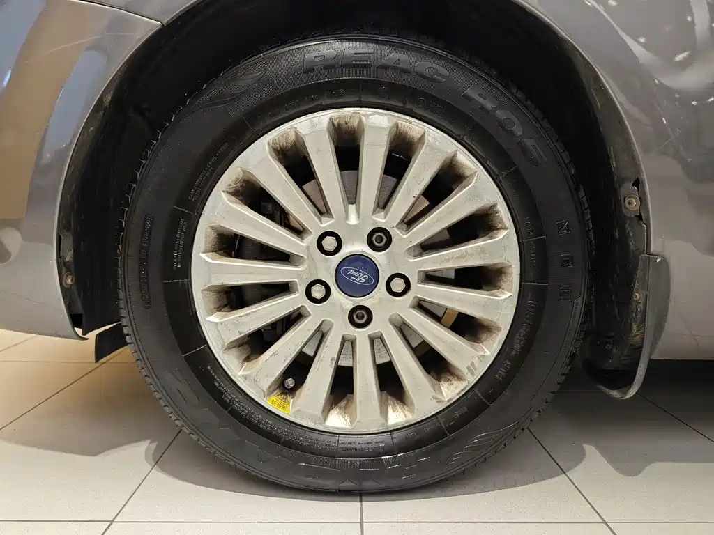 Focus Sedan Classic 1.8 L Manual Fashion