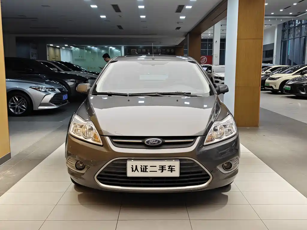 Focus Sedan Classic 1.8 L Manual Fashion