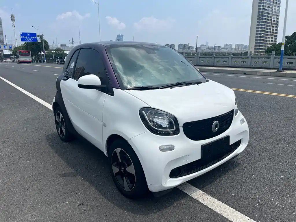 smart fortwo 1.0 L 52 kW Hardtop Passion