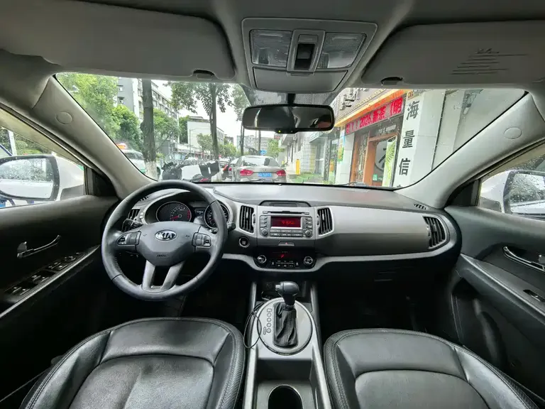 Kia Sportage 2.0 L Auto 2 WD GLS