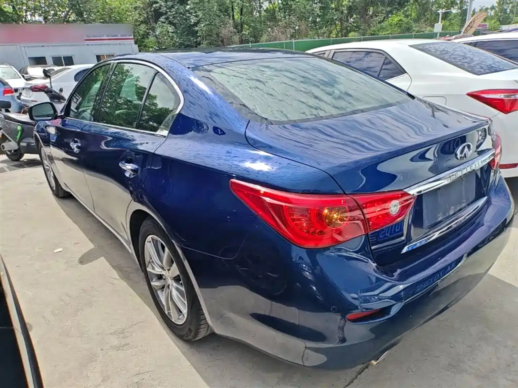 Infiniti Q50 L 2.0 T Joy