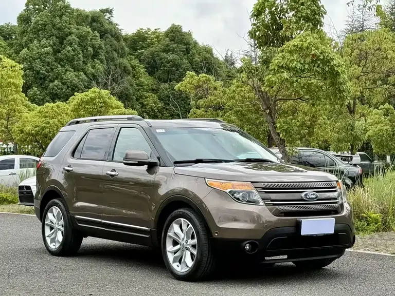 Ford Explorer (Import) 3.5 L Premium