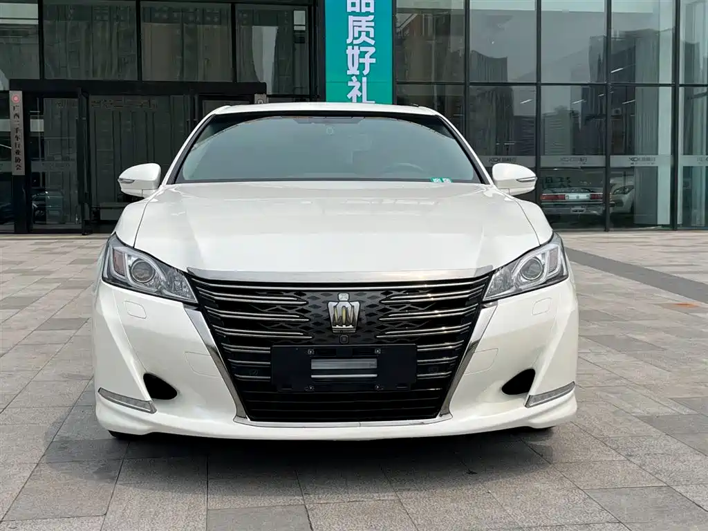 Crown 2.0 T Sport